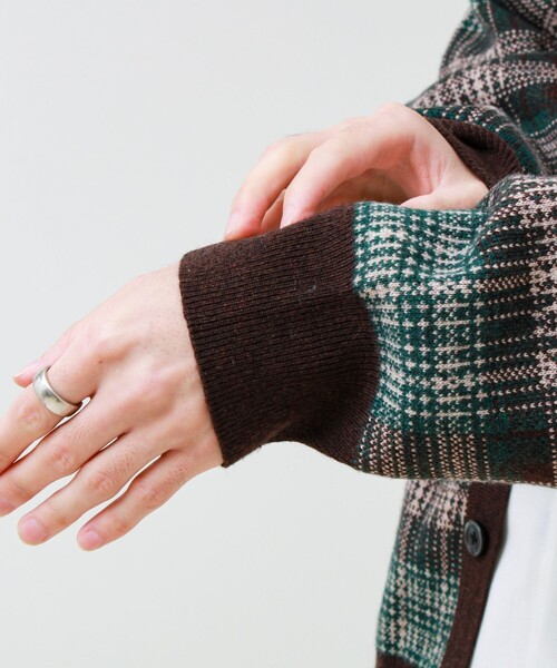 GLOSTER（グロスター）の「Collared wool JK 衿付きニットカーディガン（ニット/セーター・メンズ・レッド/ブラック/ブラウン系その他・L/M/S）」の11枚目の写真