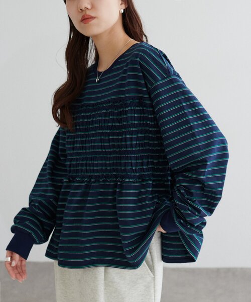 DISCOAT(ディスコート)の「シャーリングプルオーバー(Tシャツ/カットソー・レディース・チャコールグレー/ネイビー/アイボリー/オフホワイト・FREE)」の4枚目の写真