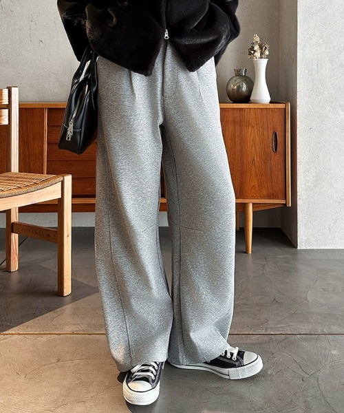 Eclat one(エクラワン)の「【Eclat one】バレルレッグ スウェット パンツ(その他パンツ・レディース・ブラック/アイボリー/杢グレー・FREE)」の10枚目の写真