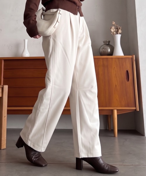 Eclat one(エクラワン)の「【Eclat one】バレルレッグ スウェット パンツ(その他パンツ・レディース・ブラック/アイボリー/杢グレー・FREE)」の14枚目の写真