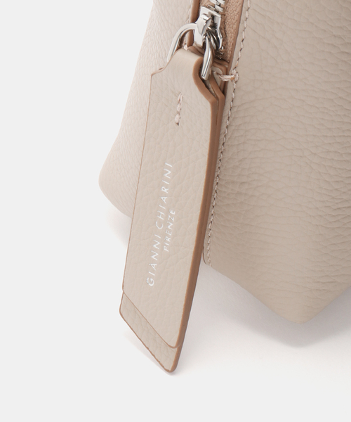 Spick & Span(スピックアンドスパン)の「GIANNI CHIARINI / ジャンニ キアリーニ ALIFA COMM GRN(ショルダーバッグ・レディース・ブラウン/ベージュ系その他・FREE)」の12枚目の写真