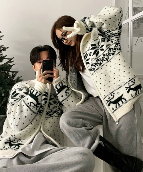 NOWLE(ノウル)の「【NOWLE】ノルディック柄 ジップアップ ニット ブルゾン / スノー&トナカイ ジャガード ニット(ニット/セーター・メンズ・ネイビー/オフホワイト/ブラック/ブラウン・X-LARGE/MEDIUM/LARGE)」の6枚目の写真