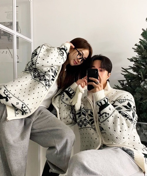 NOWLE(ノウル)の「【NOWLE】ノルディック柄 ジップアップ ニット ブルゾン / スノー&トナカイ ジャガード ニット(ニット/セーター・メンズ・ネイビー/オフホワイト/ブラック/ブラウン・X-LARGE/MEDIUM/LARGE)」の13枚目の写真