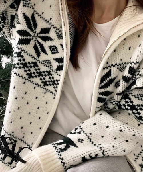 NOWLE(ノウル)の「【NOWLE】ノルディック柄 ジップアップ ニット ブルゾン / スノー&トナカイ ジャガード ニット(ニット/セーター・メンズ・ネイビー/オフホワイト/ブラック/ブラウン・X-LARGE/MEDIUM/LARGE)」の15枚目の写真