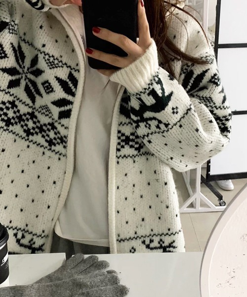 NOWLE(ノウル)の「【NOWLE】ノルディック柄 ジップアップ ニット ブルゾン / スノー&トナカイ ジャガード ニット(ニット/セーター・メンズ・ネイビー/オフホワイト/ブラック/ブラウン・X-LARGE/MEDIUM/LARGE)」の21枚目の写真