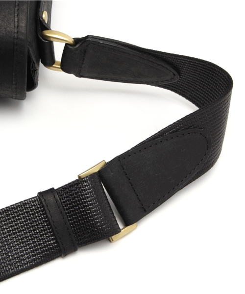 sot（ソット）の「プエブロレザー フラップショルダーバッグ