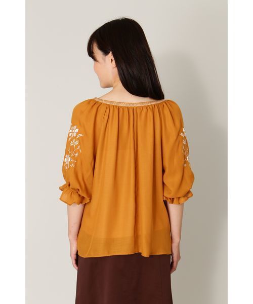 NATURAL BEAUTY BASIC（ナチュラルビューティーベーシック）の「刺しゅうスリーブブラウス（シャツ/ブラウス・レディース・イエロー/ホワイト系その他/ブラック・SMALL/MEDIUM）」の13枚目の写真