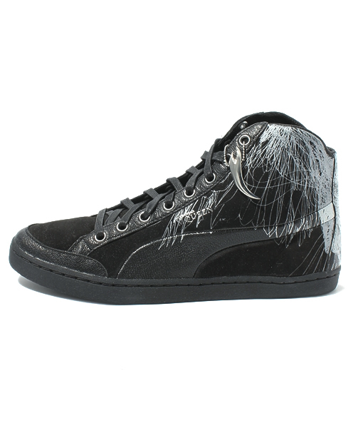 alcali(アルカリ)の「Alexander McQueen PUMA / スニーカー(EAGLE PRINT MID UNI)(スニーカー・メンズ・オフホワイト/ブラック・3/4/5)」の3枚目の写真