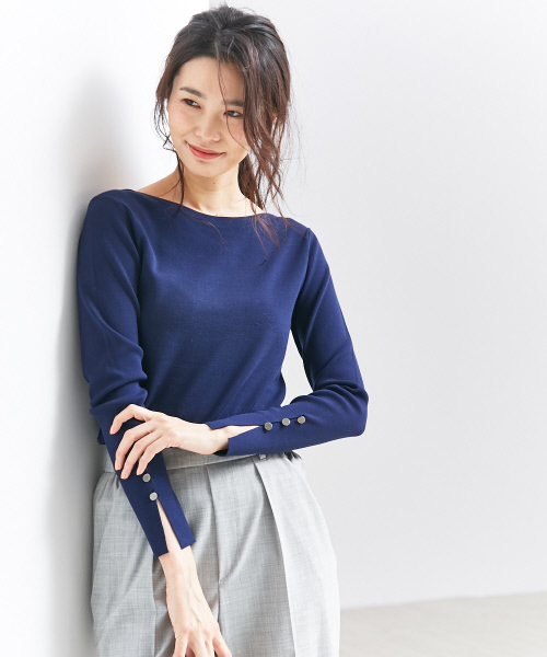 qualite(カリテ)の「ストレッチスリットニット(ニット/セーター・レディース・ホワイト/レッド系その他/ネイビー/ブラック・FREE)」の4枚目の写真