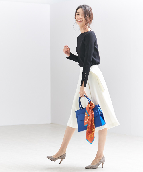 qualite(カリテ)の「ストレッチスリットニット(ニット/セーター・レディース・ホワイト/レッド系その他/ネイビー/ブラック・FREE)」の17枚目の写真