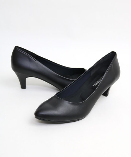 BETTY CLUB(ベティクラブ)の「【防水加工】撥水ふかふかクッション軽量アーモンドトゥパンプス【5cmヒール】(パンプス・レディース・ブラック・22.5cm/23.5cm/24.5cm/23.0cm/24.0cm)」の4枚目の写真
