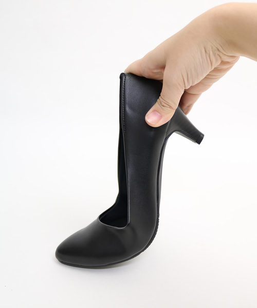 BETTY CLUB(ベティクラブ)の「【防水加工】撥水ふかふかクッション軽量アーモンドトゥパンプス【5cmヒール】(パンプス・レディース・ブラック・22.5cm/23.5cm/24.5cm/23.0cm/24.0cm)」の3枚目の写真