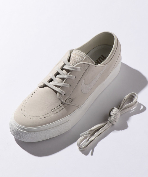 NIKE SB(ナイキエスビー)の「<NIKE(ナイキ) SB> ZOOM STEFAN JANOSKI HT D/ステファンジャノスキー ◆(スニーカー・メンズ・ホワイト/ブラック・26cm/26.5cm/27cm/28cm/27.5cm/29cm)」の5枚目の写真