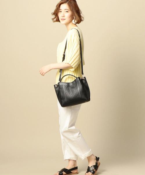 BEAUTY&YOUTH UNITED ARROWS（ビューティーアンドユースユナイテッドアローズ）の「BY フェイクレザー カットワークバッグ -2WAY- o（ショルダーバッグ・レディース・ブラック/ナチュラル・FREE）」の14枚目の写真