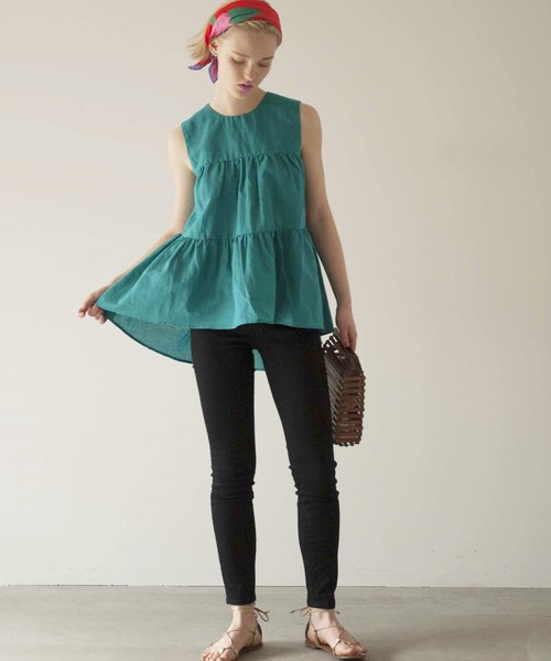 Banner Barrett（バナーバレット）の「COTTON LINEN BLOUSE/コットンリネンティアードブラウス（シャツ/ブラウス・レディース・ピンク/ブラック/ターコイズブルー・38）」の3枚目の写真