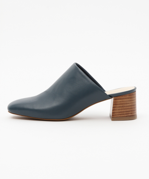 LOWRYS FARM(ローリーズファーム)の「コウブカヒールミュール 821240(パンプス・レディース・ブラック/ブラウン/ブルー・MEDIUM/LARGE)」の4枚目の写真