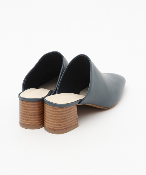 LOWRYS FARM(ローリーズファーム)の「コウブカヒールミュール 821240(パンプス・レディース・ブラック/ブラウン/ブルー・MEDIUM/LARGE)」の7枚目の写真