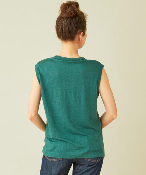 BEAUTY&YOUTH UNITED ARROWS（ビューティーアンドユースユナイテッドアローズ）の「BY∴ LINIFICIOリネンジャージーノースリーブカットソーо（Tシャツ/カットソー・レディース・ダークブラウン/ベージュ/ケリー・FREE）」の11枚目の写真