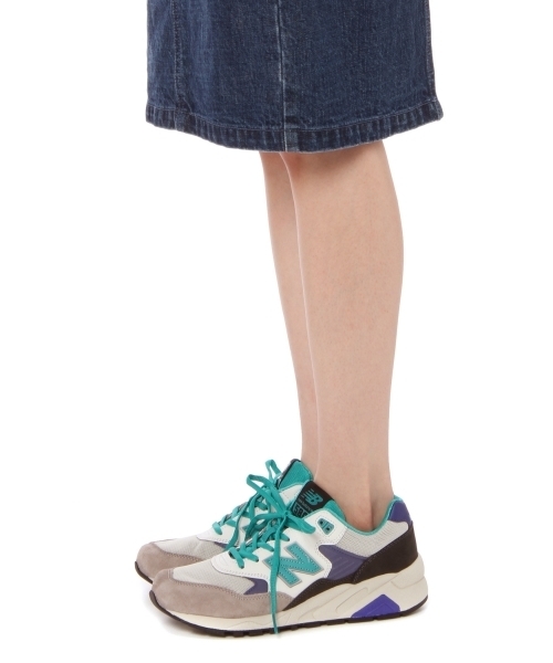 Another Edition（アナザーエディション）の「NB MRT580（スニーカー・レディース・ホワイト/ピンク・23.5cm/22.5cm/24.5cm）」の4枚目の写真