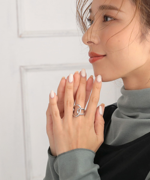DONOBAN（ドノバン）の「ツイストリング（リング・レディース・シルバー/ゴールド・ONESIZE）」の14枚目の写真