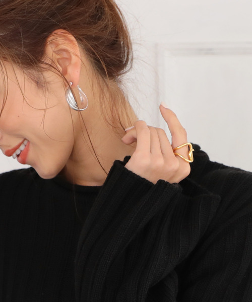 DONOBAN（ドノバン）の「ツイストリング（リング・レディース・シルバー/ゴールド・ONESIZE）」の12枚目の写真