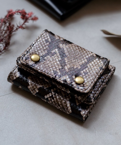 DEVICE（デバイス）の「Rename カウレザー本革 3つ折り コンパクト ミニ 財布 ウォレット（財布・メンズ・ブラック/パイソン/ダークブラウン/グリーン・FREE）」の4枚目の写真