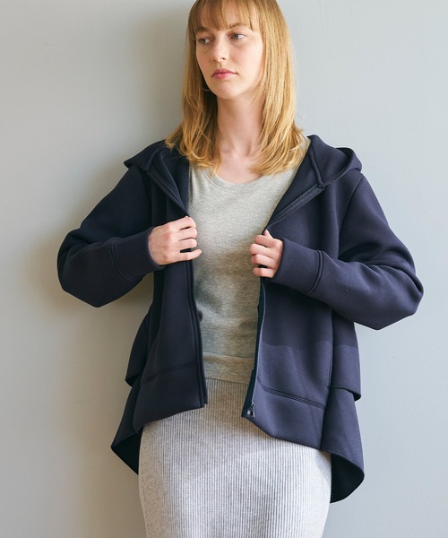 coca(coca)(コカ)の「ハリ感ダンボールバックフリルフードパーカー(パーカー・レディース・ブラック/アイボリー/チャコール/グレイッシュベージュ/ダークベージュ/ライトブルー/ネイビー・ONE SIZE)」の21枚目の写真