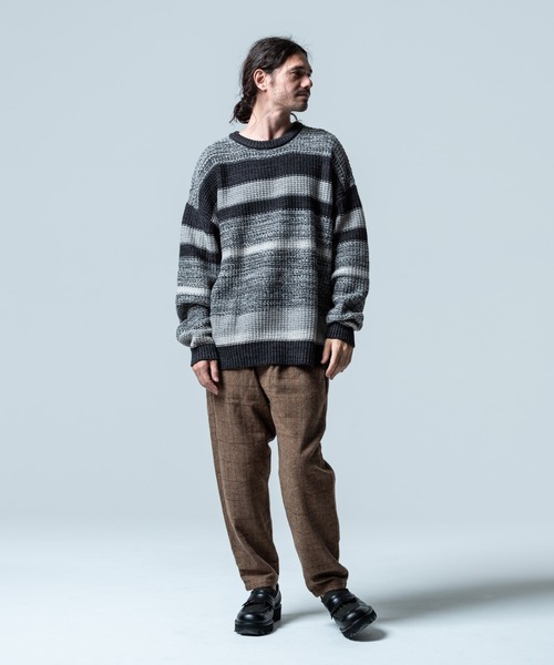 glamb（グラム）の「Multi border knit / マルチボーダーニット（ニット/セーター・メンズ・ブラック/マルチ・S/L/M）」の8枚目の写真
