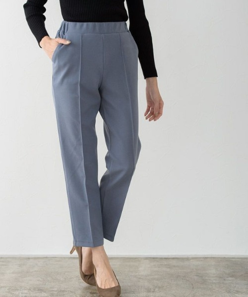 Pierrot（ピエロ）の「[保湿][起毛]カット起毛ピンタックテーパードパンツ（その他パンツ・レディース・ブラック/ブルー/アイボリー/モカ/ピンク/ミント/グレイッシュベージュ/ブラウン系その他/パープル/ライトグレー/ピンク系その他/イエロー/ブルーグリーン/キャメル/ダークネイビー/チャコール/ブラウン系/グレー・LL/S/M/L/PS/PL/PM/TL/TM/TS）」の11枚目の写真