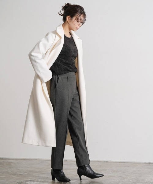 Pierrot（ピエロ）の「[保湿][起毛]カット起毛ピンタックテーパードパンツ（その他パンツ・レディース・ブラック/ブルー/アイボリー/モカ/ピンク/ミント/グレイッシュベージュ/ブラウン系その他/パープル/ライトグレー/ピンク系その他/イエロー/ブルーグリーン/キャメル/ダークネイビー/チャコール/ブラウン系/グレー・LL/S/M/L/PS/PL/PM/TL/TM/TS）」の20枚目の写真