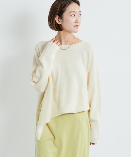 DouDou(ドゥドゥ)の「カシミヤ混サイドスリットワイドプルオーバー(ニット/セーター・レディース・オフホワイト/グリーン/グレイッシュベージュ・FREE)」の10枚目の写真