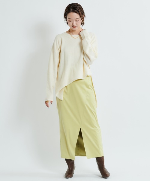 DouDou(ドゥドゥ)の「カシミヤ混サイドスリットワイドプルオーバー(ニット/セーター・レディース・オフホワイト/グリーン/グレイッシュベージュ・FREE)」の5枚目の写真