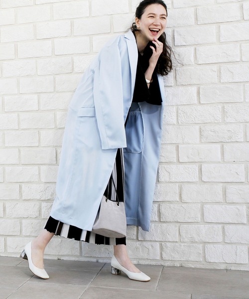 enchanted（エンチャンテッド）の「本革パイソンヒールスクエアトゥパンプス（パンプス・レディース・アイボリー/ブラック/グレイッシュベージュ/ガンメタ/ブロンズ・35/37/36/39/38）」の2枚目の写真