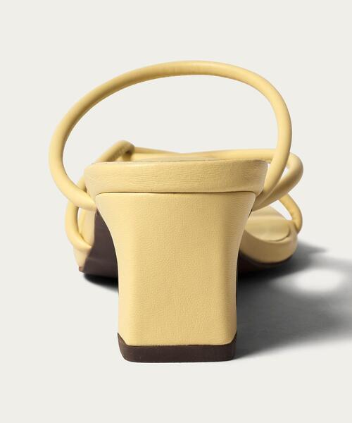 BEAUTY&YOUTH UNITED ARROWS（ビューティーアンドユースユナイテッドアローズ）の「BY∴ スマートクロス セットバッグヒールサンダル（サンダル・レディース・オフホワイト/グレー/ブラック/イエロー・37/36h/38/36/37h/35h）」の11枚目の写真