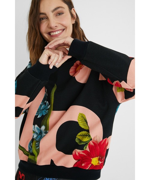 Desigual(デシグアル)の「スウェット長袖 BERLIN(スウェット・レディース・ブラック・S/M/L)」の8枚目の写真