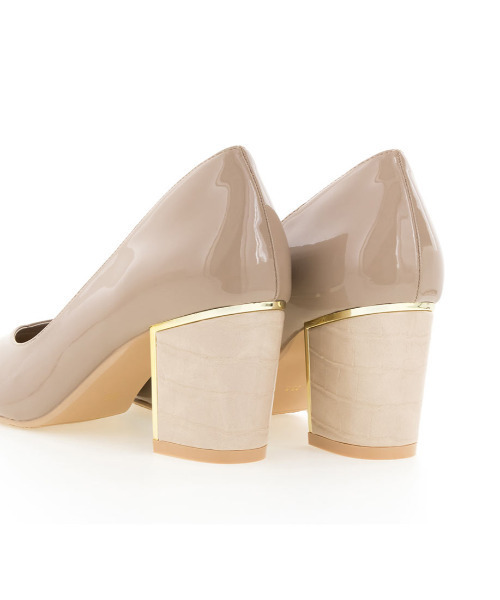 RANDA（ランダ）の「ストレスフリー/デザインヒールポインテッドトゥパンプス（パンプス・レディース・グレイッシュベージュ/ブラック/ブルー・24/22.5/24.5/25.5/23/23.5/25/22）」の11枚目の写真