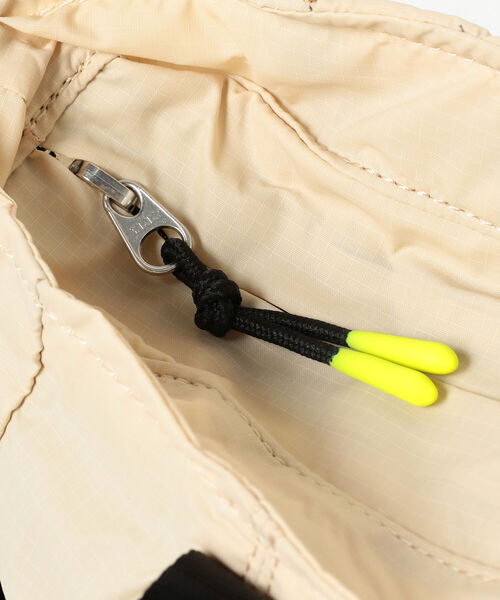 B:MING by BEAMS（ビーミングバイビームス）の「SANDQVIST / 2way リュック（バックパック/リュック・レディース・ネイビー/ホワイト系その他7・ONE SIZE）」の11枚目の写真