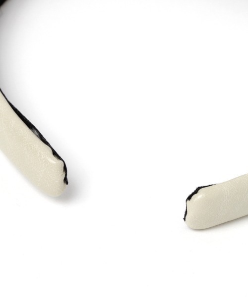 Me%（ミィパーセント）の「ホソドームフェイクレザーカチューシャ（カチューシャ・レディース・ホワイト/ブラック・FREE）」の18枚目の写真