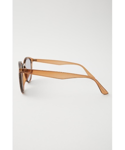 MOUSSY（マウジー）の「CLEAR FLAME アイウェア（サングラス・レディース・ライトイエロー/ライトブラウン/ピンク・FREE）」の4枚目の写真