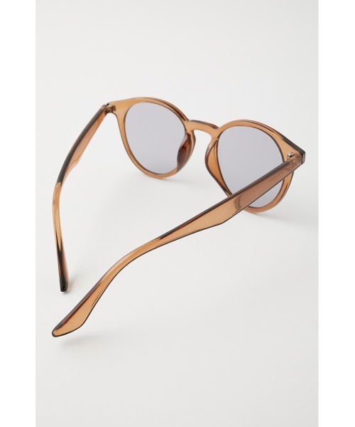 MOUSSY（マウジー）の「CLEAR FLAME アイウェア（サングラス・レディース・ライトイエロー/ライトブラウン/ピンク・FREE）」の6枚目の写真