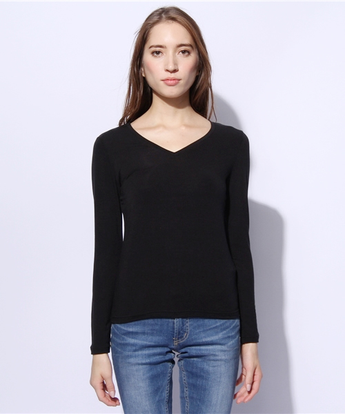 AZUL by moussy（アズールバイマウジー）の「ミリオンホットベア天竺V/N長袖PO（Tシャツ/カットソー・レディース・トップグレー/ブラック/ホワイト系その他/オフホワイト/ボルドー/レディッシュグレー・SMALL/MEDIUM/LARGE）」の9枚目の写真