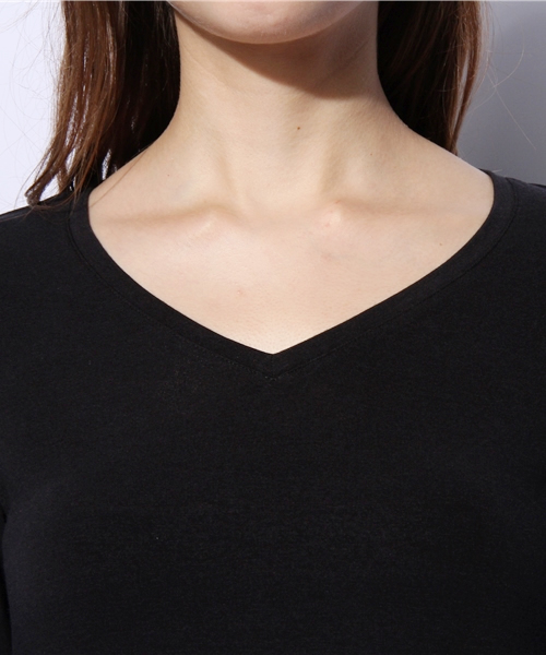 AZUL by moussy（アズールバイマウジー）の「ミリオンホットベア天竺V/N長袖PO（Tシャツ/カットソー・レディース・トップグレー/ブラック/ホワイト系その他/オフホワイト/ボルドー/レディッシュグレー・SMALL/MEDIUM/LARGE）」の13枚目の写真