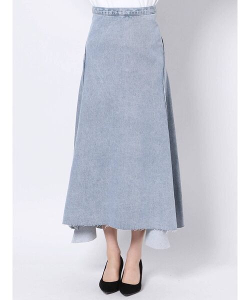 EMODA(エモダ)の「パネルカットオフデニムスカート(スカート・レディース・ブラック/ブルー・SMALL/MEDIUM)」の3枚目の写真