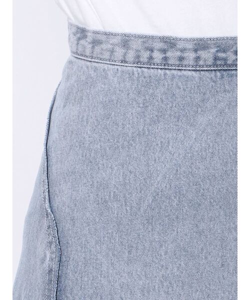 EMODA(エモダ)の「パネルカットオフデニムスカート(スカート・レディース・ブラック/ブルー・SMALL/MEDIUM)」の13枚目の写真