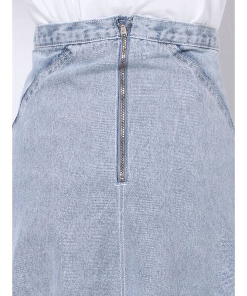 EMODA(エモダ)の「パネルカットオフデニムスカート(スカート・レディース・ブラック/ブルー・SMALL/MEDIUM)」の19枚目の写真