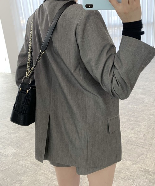 Doula Doula（ドゥーラドゥーラ）の「ジャケット・ショートパンツ2点セットアップ（セットアップ・レディース・ブラック/グレー/キャメル・S/M）」の9枚目の写真