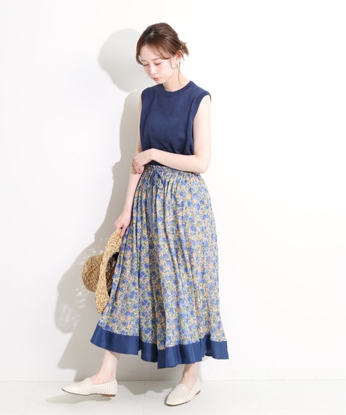 IENA LA BOUCLE（イエナラブークル）の「IENA LA BOUCLE RATTIフラワーイージーフレアスカート◆（スカート・レディース・ブルー・38/36）」の4枚目の写真