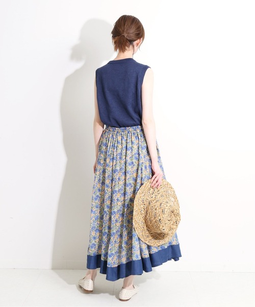 IENA LA BOUCLE（イエナラブークル）の「IENA LA BOUCLE RATTIフラワーイージーフレアスカート◆（スカート・レディース・ブルー・38/36）」の17枚目の写真