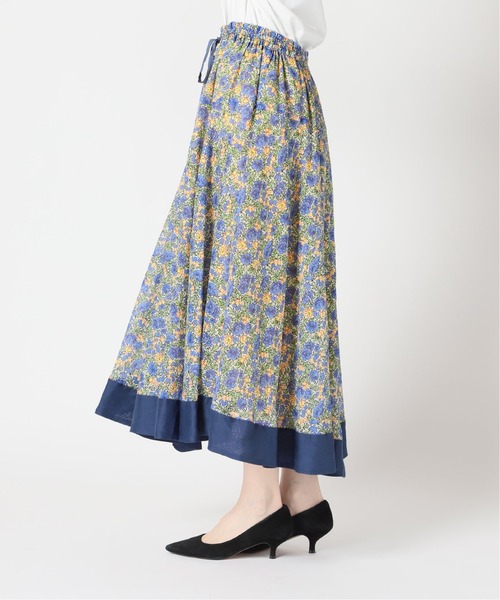 IENA LA BOUCLE（イエナラブークル）の「IENA LA BOUCLE RATTIフラワーイージーフレアスカート◆（スカート・レディース・ブルー・38/36）」の13枚目の写真