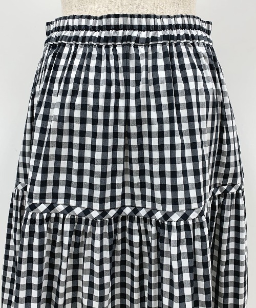 PICCIN(ピッチン)の「【親子ペアルック可】前後2WAYギンガムチェックマキシスカート(スカート・レディース・ブラック系その他・M)」の5枚目の写真